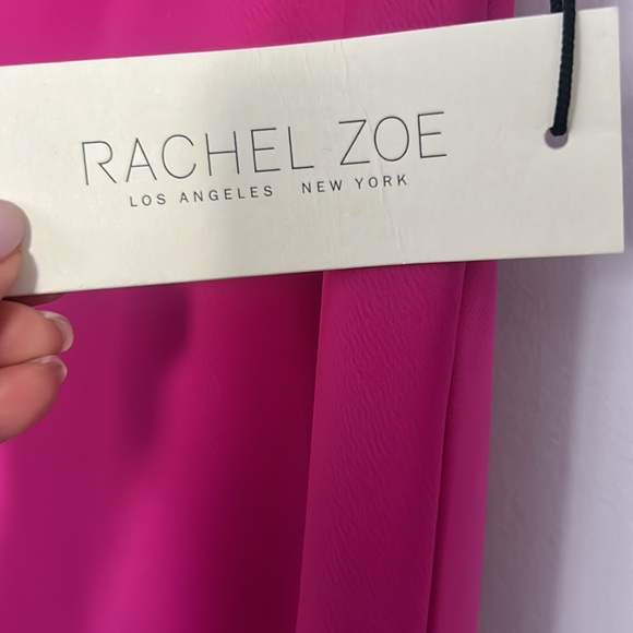 NWT - Beautiful pink skirt. Size 6. - Picture 3 of 5